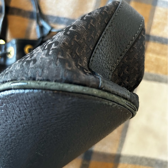 Vintage GUCCI Bucket Bag - Picture 11 of 14